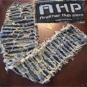 AHP Distressed Stacked Straight Jeans NWOT